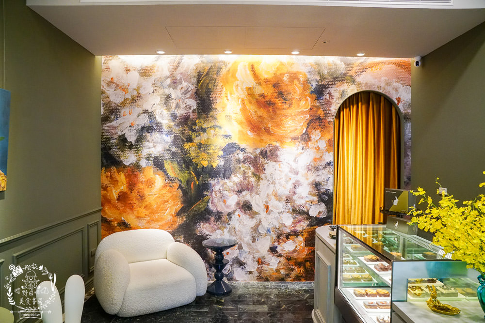 高雄[Bunny Flower 兔仔花]網路起家的超人氣布朗尼有門市囉!莫蘭迪主題的兔兔門市奢華浪漫超好拍!