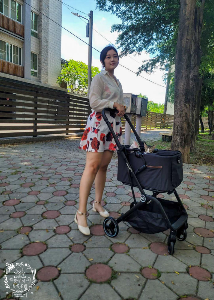 寵物推車推薦[Capucci卡布奇多功能寵物車]可2in1多功能使用+一鍵收納超方便+內附兩個防跳脫掛勾超適合貓咪的寵物推車