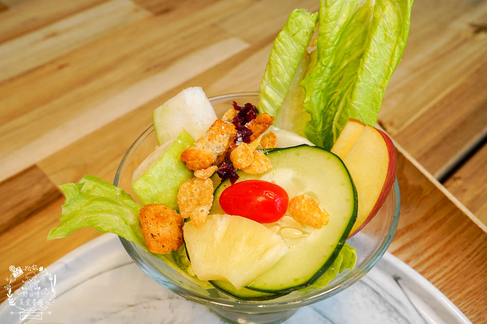 高雄[咖啡覺醒Coffee wake up美術店]美輪美奐的網美咖啡廳!輕食早午餐咖啡等超多選項!