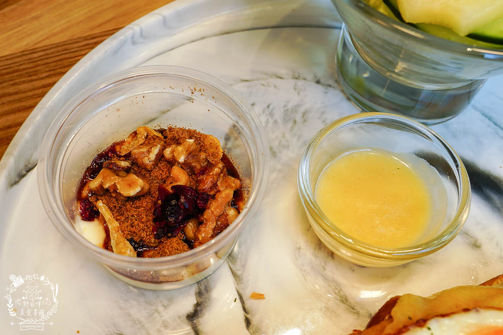 高雄[咖啡覺醒Coffee wake up美術店]美輪美奐的網美咖啡廳!輕食早午餐咖啡等超多選項!