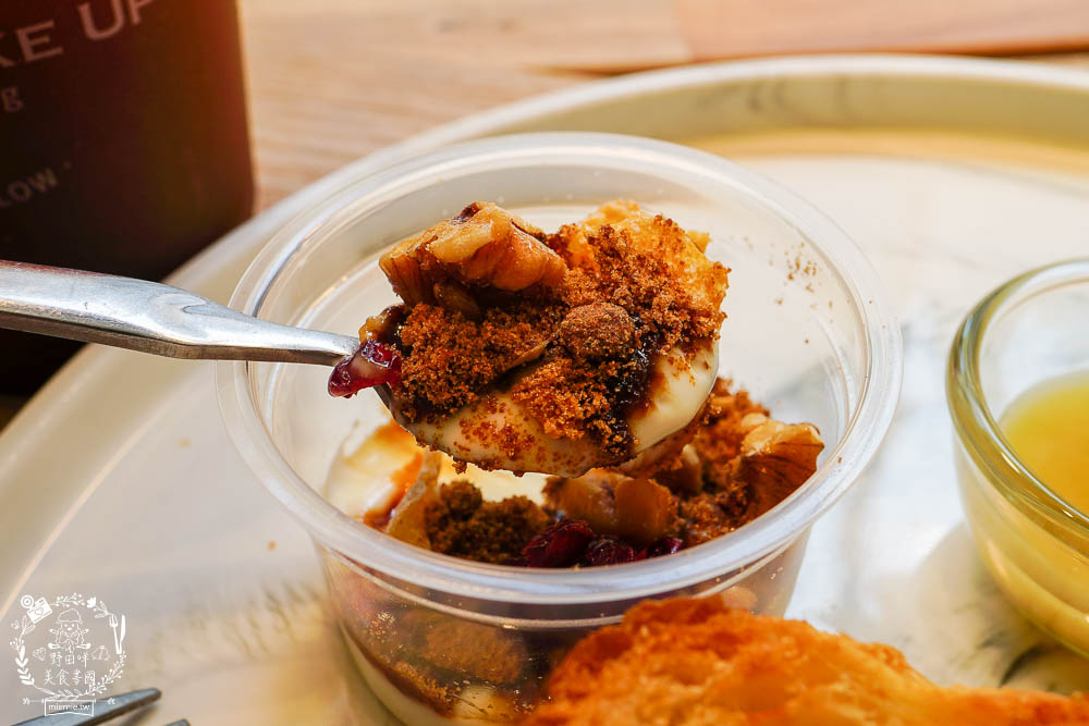 高雄[咖啡覺醒Coffee wake up美術店]美輪美奐的網美咖啡廳!輕食早午餐咖啡等超多選項!