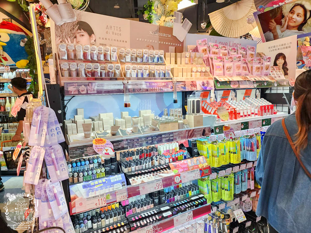 DONDONDONKI唐吉訶德高雄大立店12/7 正式開幕!一次獻出超多優惠商品給南臺灣的朋友粉絲們!日本產黑毛和牛「買1送1」