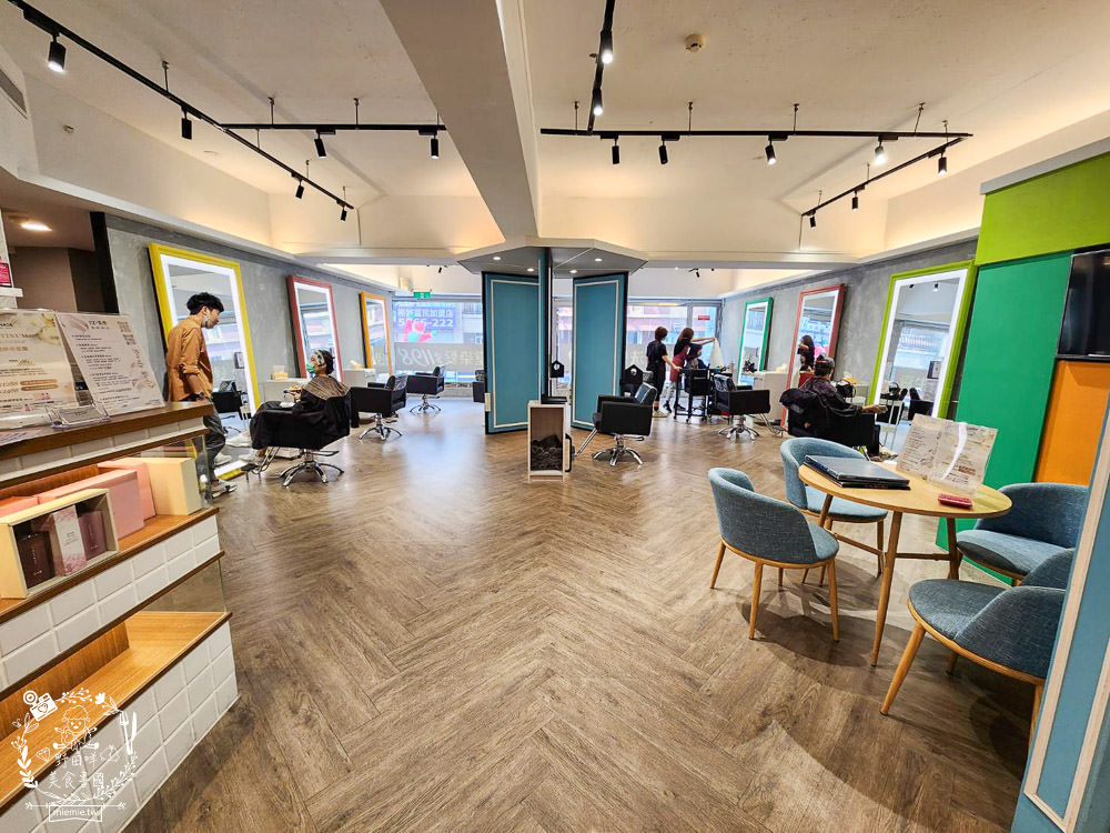 FaceColor斐絲染燙護專門店-巨蛋店!超百搭的霧焦糖色染髮素顏都好看!奕凱設計師人超級好！！