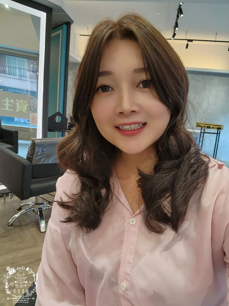 FaceColor斐絲染燙護專門店-巨蛋店!超百搭的霧焦糖色染髮素顏都好看!奕凱設計師人超級好！！