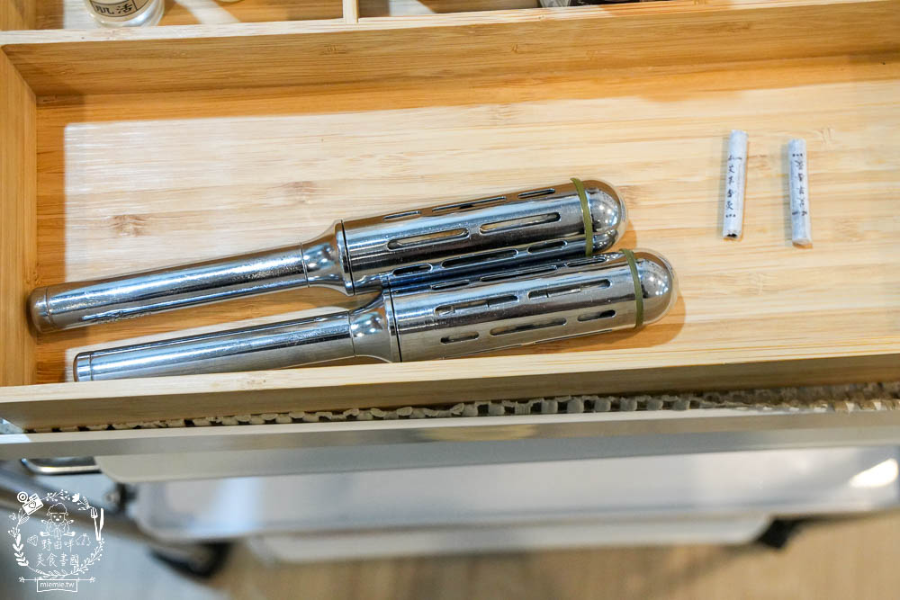 Fourmi Queen屏東店|超級紓壓的溫感按摩課程!做完臉整個美到發光?!連素顏都超有自信?