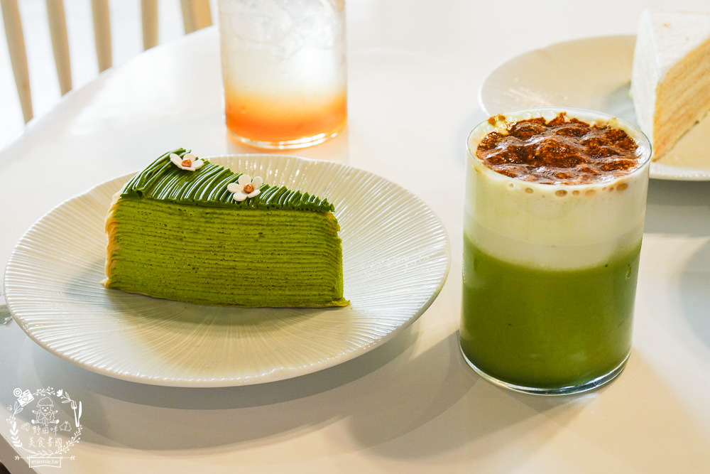 高雄[典．咖啡Grace Café]絕美北歐風熱門IG打卡網美咖啡廳!超療癒的甜點下午茶時光!裡面還有可愛店狗與喵喵?