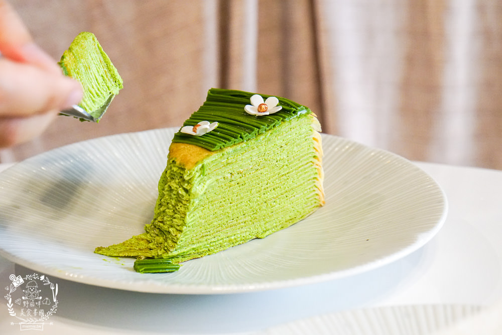高雄[典．咖啡Grace Café]絕美北歐風熱門IG打卡網美咖啡廳!超療癒的甜點下午茶時光!裡面還有可愛店狗與喵喵?