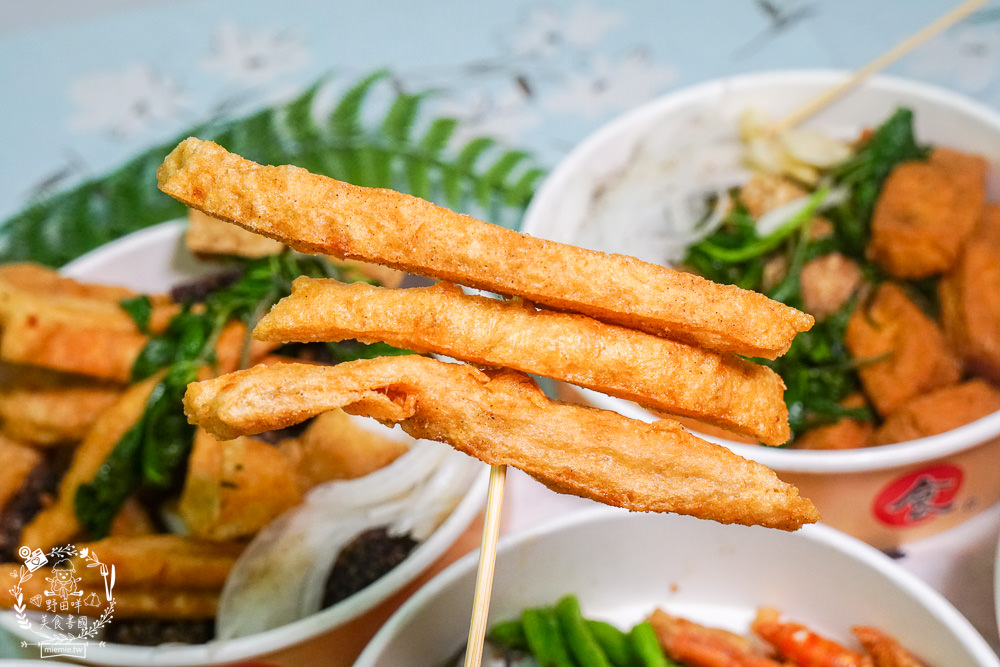 高雄鹽酥雞推薦[LILICOCO 鹽酥雞]成立於1993年的超人氣老字號鹽酥雞!藝人陳立農從小吃到大的好滋味!