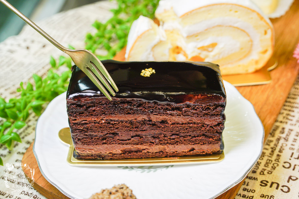 雷昂甜點烘焙工坊|高雄隱藏版法式甜點店!使用法國米其林3星餐廳的原物料!採用世界最貴歐牧生乳鮮奶油!