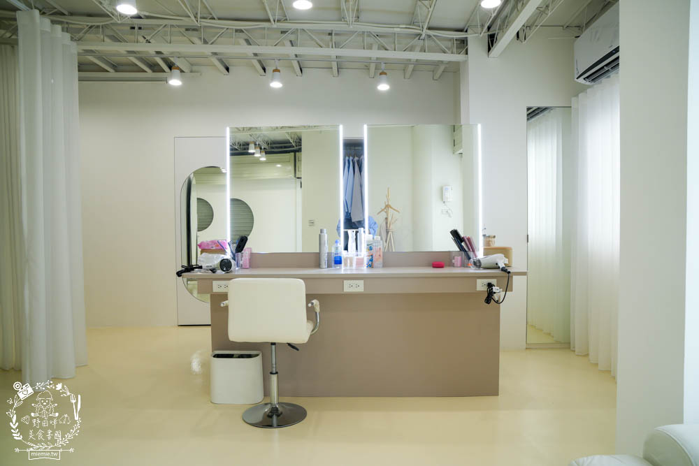 台南形象證件照推薦!LionFu攝影獅!超快速的證件形象照可以現拍現拿?專業精緻的妝髮超級美! - 第6張圖 台南形象證件照推薦!LionFu攝影獅!超快速的證件形象照可以現拍現拿?專業精緻的妝髮超級美!