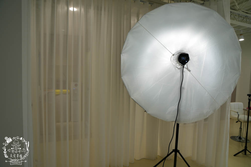 台南形象證件照推薦!LionFu攝影獅!超快速的證件形象照可以現拍現拿?專業精緻的妝髮超級美! - 第12張圖 台南形象證件照推薦!LionFu攝影獅!超快速的證件形象照可以現拍現拿?專業精緻的妝髮超級美!