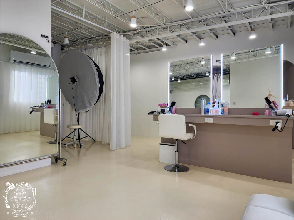 台南形象證件照推薦!LionFu攝影獅!超快速的證件形象照可以現拍現拿?專業精緻的妝髮超級美! - 第26張圖 台南形象證件照推薦!LionFu攝影獅!超快速的證件形象照可以現拍現拿?專業精緻的妝髮超級美!
