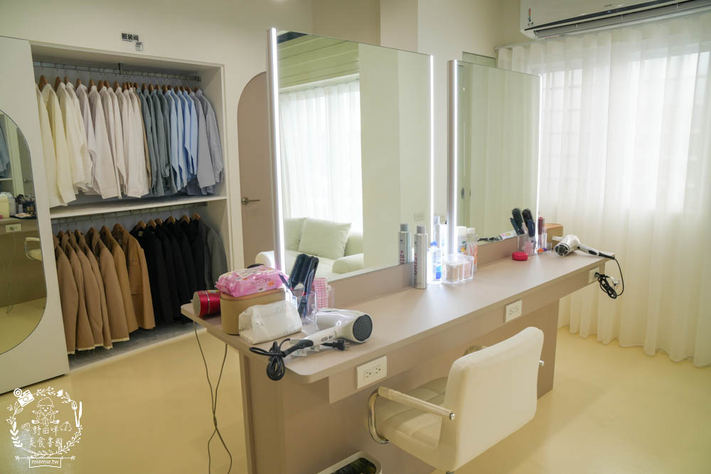 台南形象證件照推薦!LionFu攝影獅!超快速的證件形象照可以現拍現拿?專業精緻的妝髮超級美! - 第5張圖 台南形象證件照推薦!LionFu攝影獅!超快速的證件形象照可以現拍現拿?專業精緻的妝髮超級美!