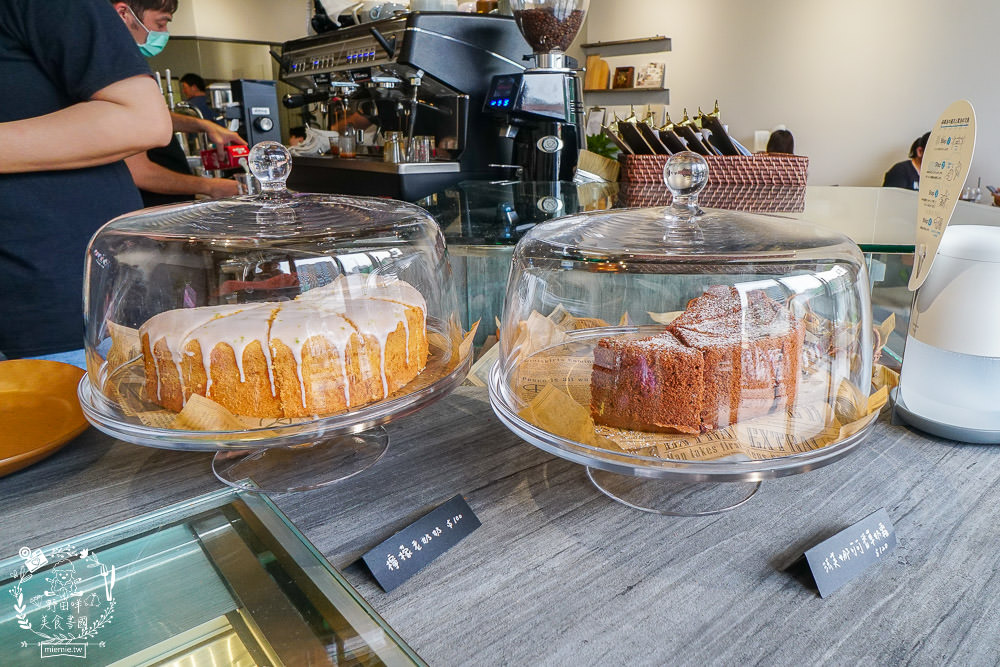 高雄咖啡廳推薦!My Daily Beverage.Co日常咖啡!攤車起家的超隱藏版文青鳳山咖啡店!華鳳特區輕食甜點咖啡館~