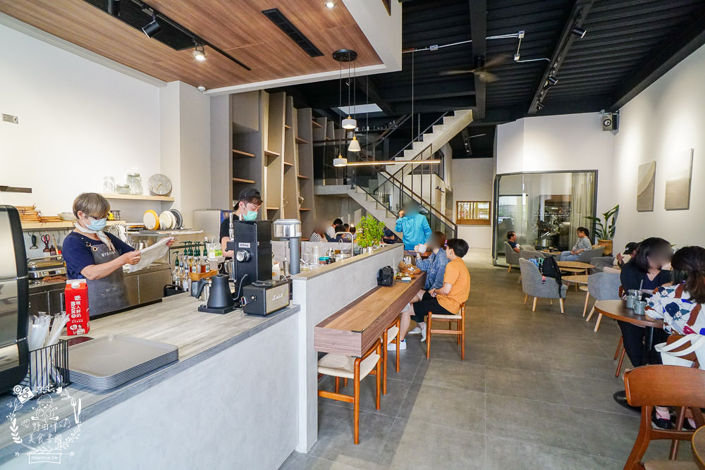 高雄咖啡廳推薦!My Daily Beverage.Co日常咖啡!攤車起家的超隱藏版文青鳳山咖啡店!華鳳特區輕食甜點咖啡館~
