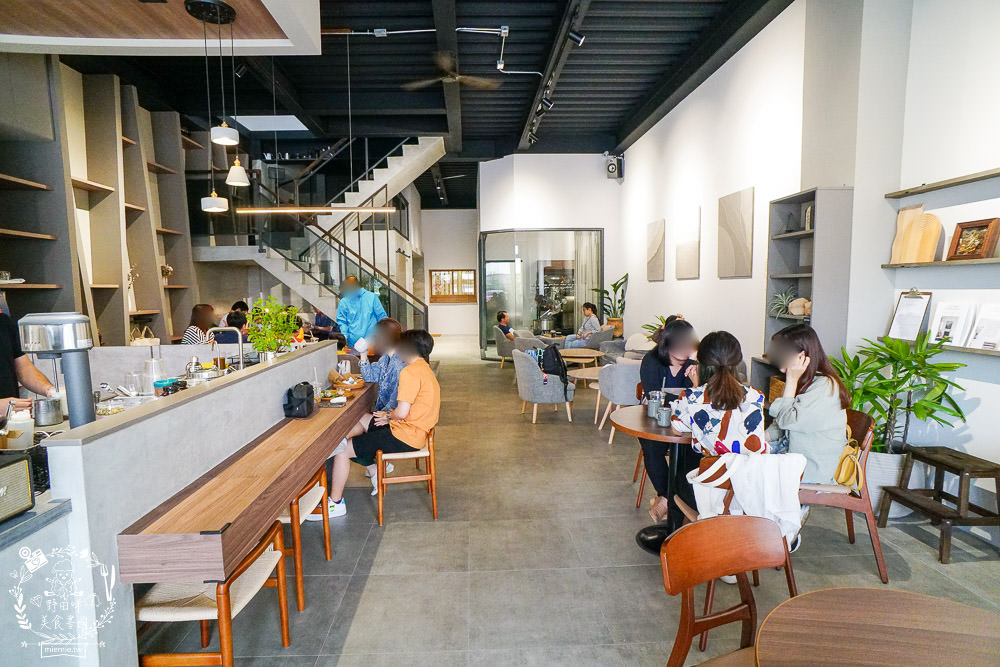 高雄咖啡廳推薦!My Daily Beverage.Co日常咖啡!攤車起家的超隱藏版文青鳳山咖啡店!華鳳特區輕食甜點咖啡館~
