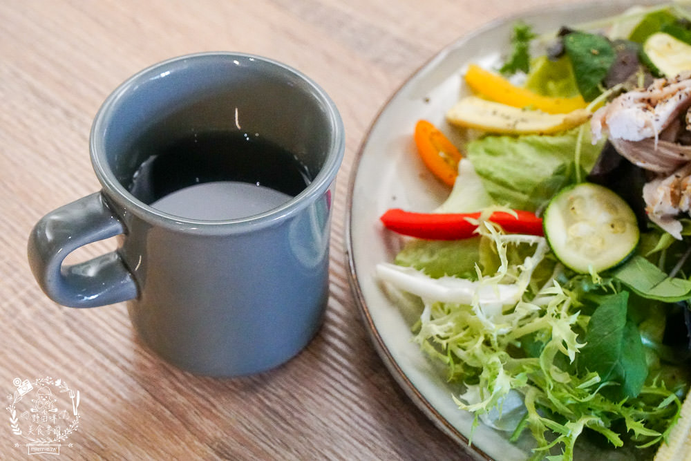 高雄咖啡廳推薦!My Daily Beverage.Co日常咖啡!攤車起家的超隱藏版文青鳳山咖啡店!華鳳特區輕食甜點咖啡館~