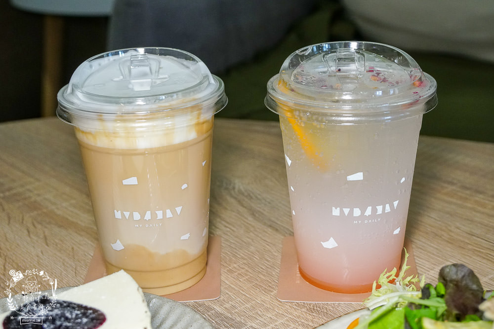 高雄咖啡廳推薦!My Daily Beverage.Co日常咖啡!攤車起家的超隱藏版文青鳳山咖啡店!華鳳特區輕食甜點咖啡館~