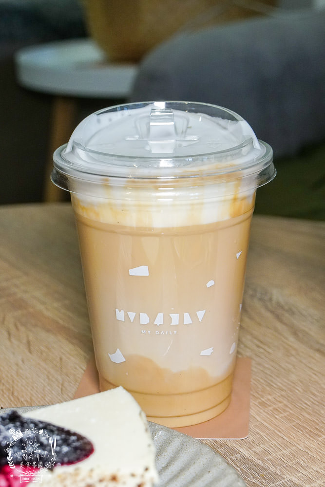 高雄咖啡廳推薦!My Daily Beverage.Co日常咖啡!攤車起家的超隱藏版文青鳳山咖啡店!華鳳特區輕食甜點咖啡館~