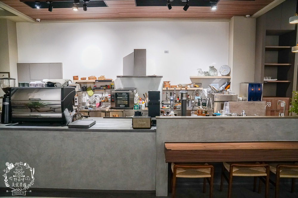 高雄咖啡廳推薦!My Daily Beverage.Co日常咖啡!攤車起家的超隱藏版文青鳳山咖啡店!華鳳特區輕食甜點咖啡館~