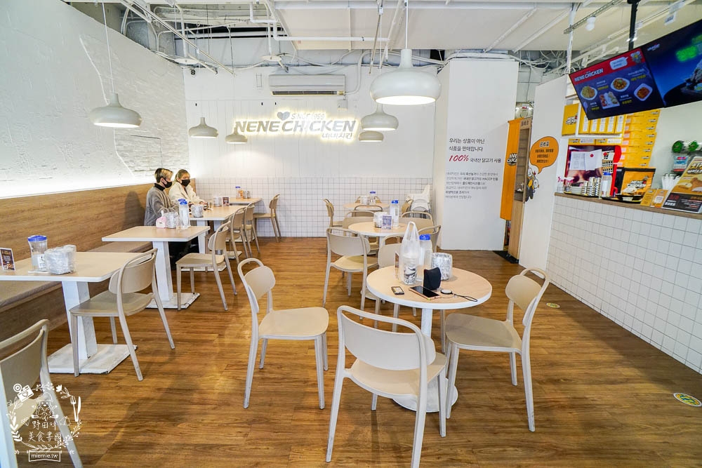 NENE CHICKEN韓國炸雞來高雄囉!不用出國就能品嘗到口味繽紛的炸雞!韓妞們的愛店~ - 第8張圖 NENE CHICKEN韓國炸雞來高雄囉!不用出國就能品嘗到口味繽紛的炸雞!韓妞們的愛店~