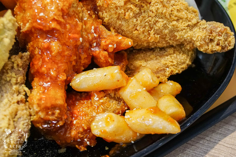 NENE CHICKEN韓國炸雞來高雄囉!不用出國就能品嘗到口味繽紛的炸雞!韓妞們的愛店~ - 第29張圖 NENE CHICKEN韓國炸雞來高雄囉!不用出國就能品嘗到口味繽紛的炸雞!韓妞們的愛店~