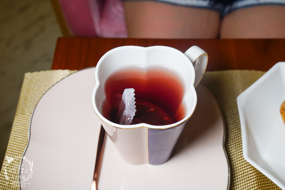 高雄美胸SPA推薦┃NOBLE SALON 專業美胸,開背按摩KO大小奶、孕後下垂有救了! - 第52張圖 高雄美胸SPA推薦┃NOBLE SALON 專業美胸,開背按摩KO大小奶、孕後下垂有救了!