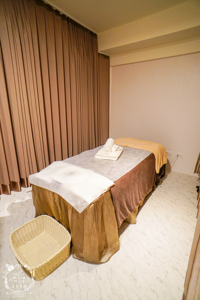 高雄美胸SPA推薦┃NOBLE SALON 專業美胸,開背按摩KO大小奶、孕後下垂有救了! - 第21張圖 高雄美胸SPA推薦┃NOBLE SALON 專業美胸,開背按摩KO大小奶、孕後下垂有救了!