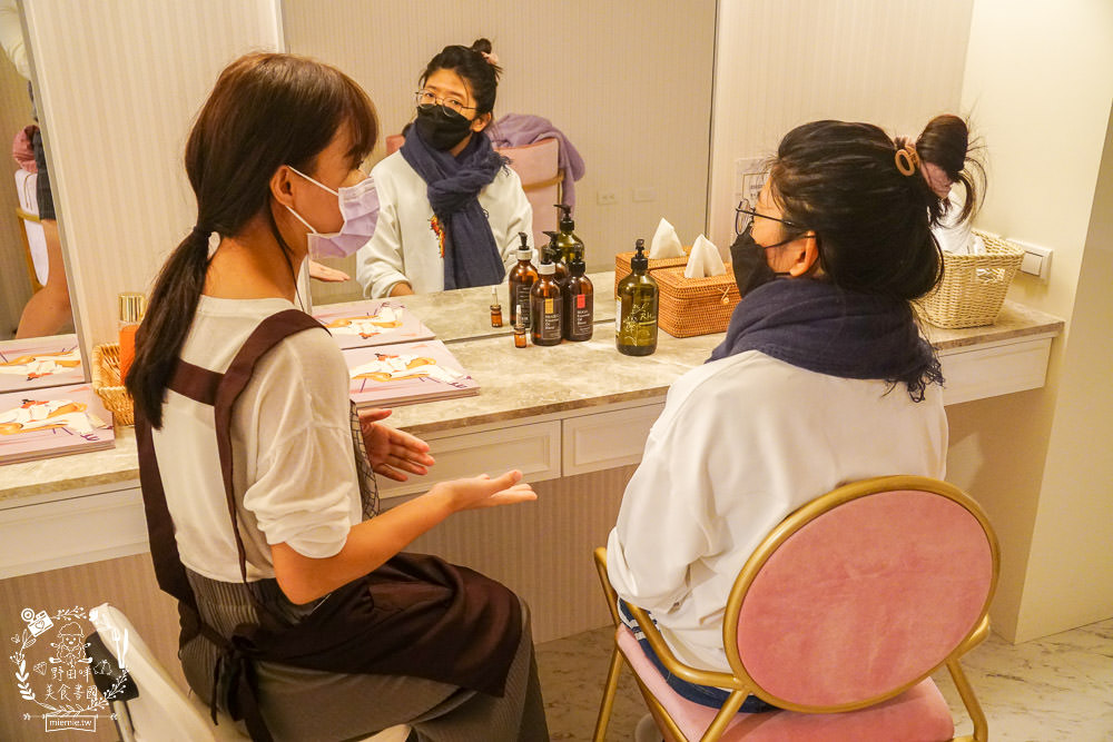 高雄美胸SPA推薦┃NOBLE SALON 專業美胸,開背按摩KO大小奶、孕後下垂有救了! - 第18張圖 高雄美胸SPA推薦┃NOBLE SALON 專業美胸,開背按摩KO大小奶、孕後下垂有救了!