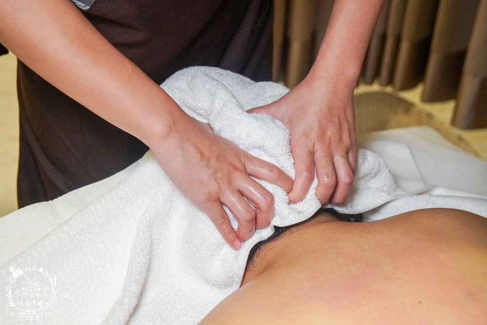 高雄美胸SPA推薦┃NOBLE SALON 專業美胸,開背按摩KO大小奶、孕後下垂有救了! - 第29張圖 高雄美胸SPA推薦┃NOBLE SALON 專業美胸,開背按摩KO大小奶、孕後下垂有救了!