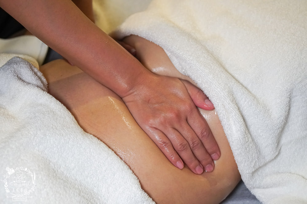 高雄美胸SPA推薦┃NOBLE SALON 專業美胸,開背按摩KO大小奶、孕後下垂有救了! - 第42張圖 高雄美胸SPA推薦┃NOBLE SALON 專業美胸,開背按摩KO大小奶、孕後下垂有救了!