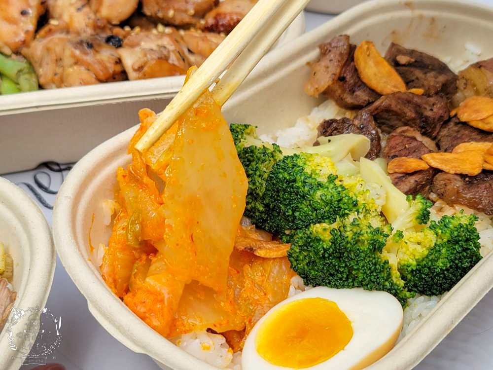 高雄Oh!Yaki 精緻燒肉吃到飽推出外帶燒肉便當囉!自取8折優惠送味噌湯,三公里內免費外送