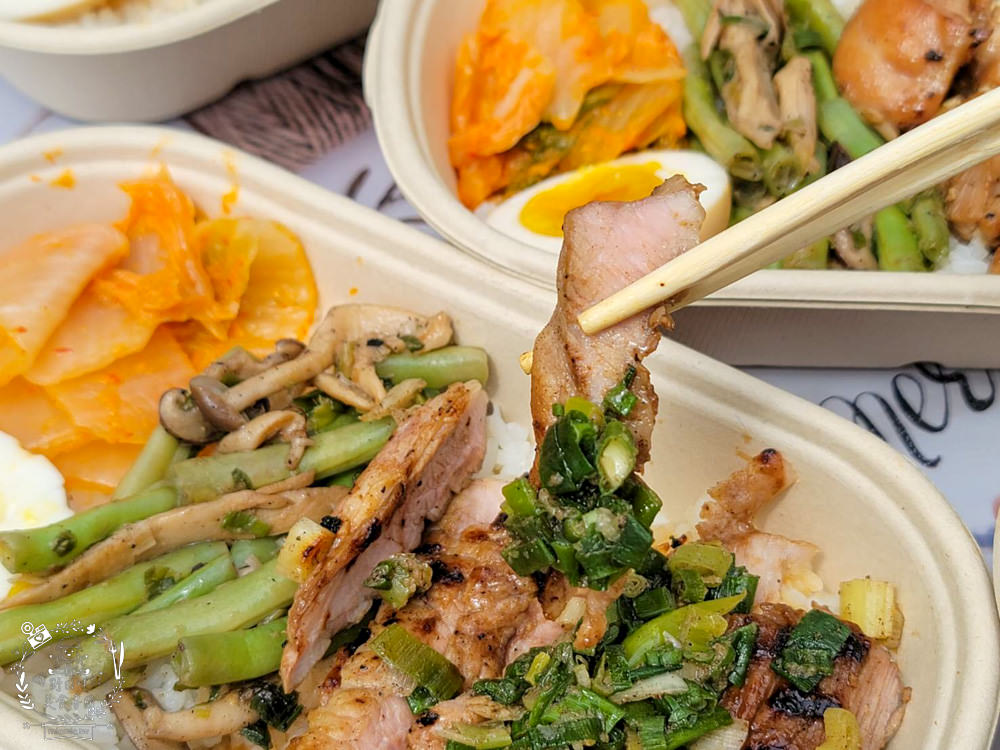 高雄Oh!Yaki 精緻燒肉吃到飽推出外帶燒肉便當囉!自取8折優惠送味噌湯,三公里內免費外送