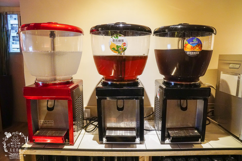 Oh Yaki 精緻燒肉吃到飽(澄清店)文山特區燒肉吃到飽!超夢幻的人氣燒烤餐廳!超過21點啤酒免費暢飲!