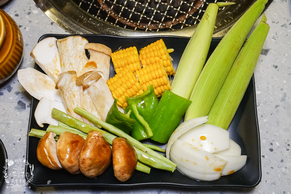 Oh Yaki 精緻燒肉吃到飽(澄清店)文山特區燒肉吃到飽!超夢幻的人氣燒烤餐廳!超過21點啤酒免費暢飲!