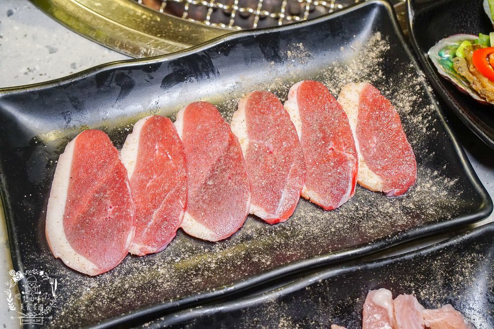 Oh Yaki 精緻燒肉吃到飽(澄清店)文山特區燒肉吃到飽!超夢幻的人氣燒烤餐廳!超過21點啤酒免費暢飲!