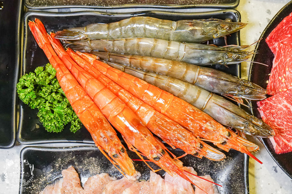 Oh Yaki 精緻燒肉吃到飽(澄清店)文山特區燒肉吃到飽!超夢幻的人氣燒烤餐廳!超過21點啤酒免費暢飲!