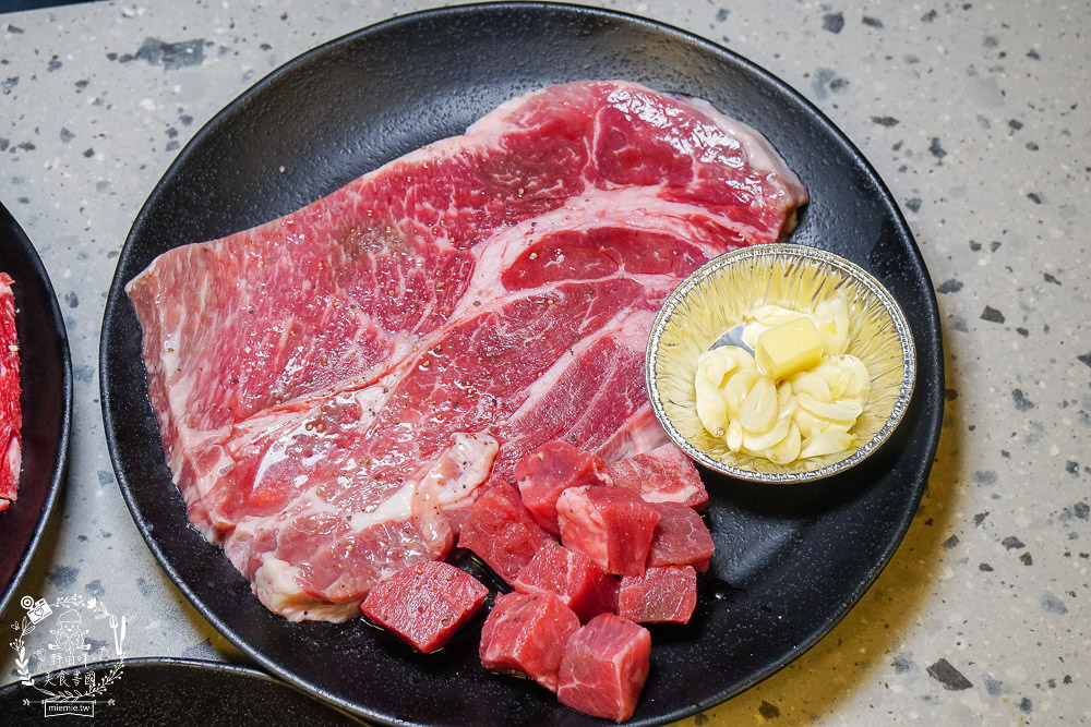 高雄[Oh!Yaki燒肉吃到飽]霸氣升級M9和牛+天使紅蝦+金鑽大蝦痛風爽爽吃⁉️超過21點啤酒無限暢飲⁉️