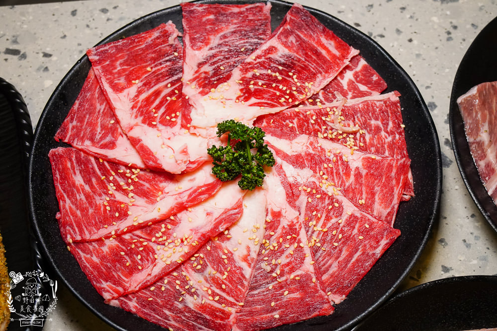 高雄[Oh!Yaki燒肉吃到飽]霸氣升級M9和牛+天使紅蝦+金鑽大蝦痛風爽爽吃⁉️超過21點啤酒無限暢飲⁉️