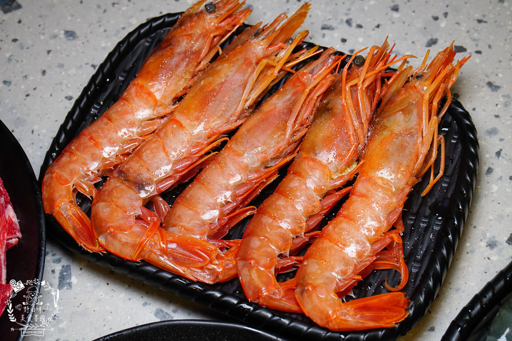 高雄[Oh!Yaki燒肉吃到飽]霸氣升級M9和牛+天使紅蝦+金鑽大蝦痛風爽爽吃⁉️超過21點啤酒無限暢飲⁉️