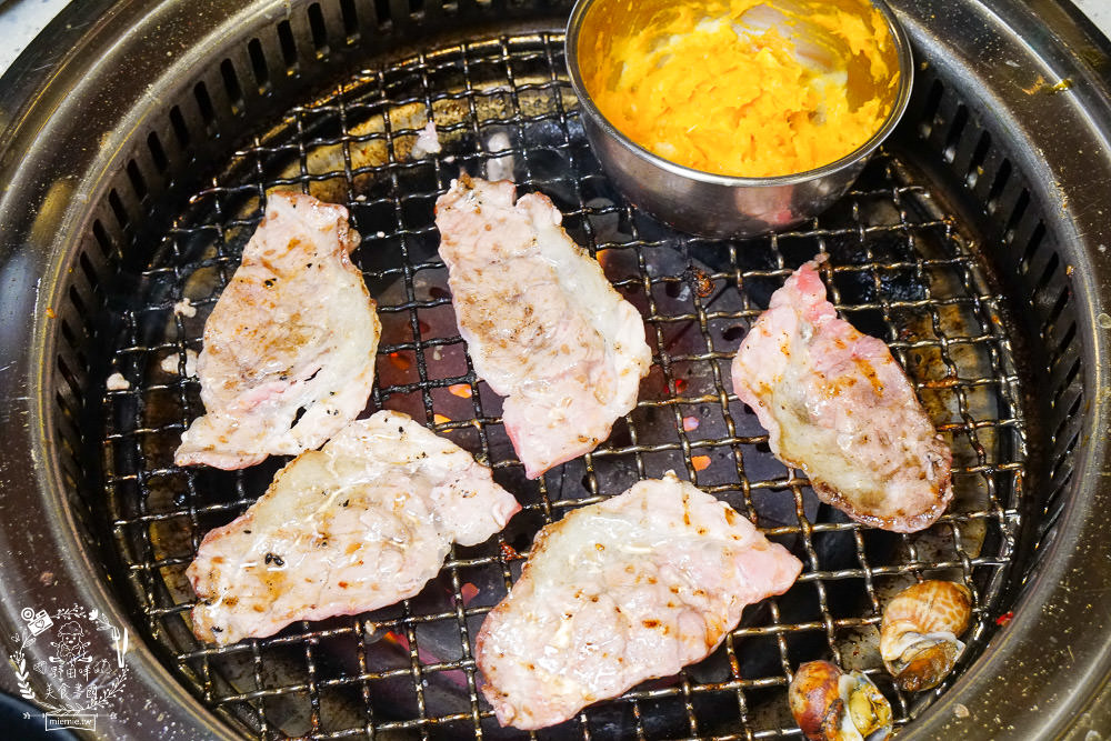 高雄[Oh!Yaki燒肉吃到飽]霸氣升級M9和牛+天使紅蝦+金鑽大蝦痛風爽爽吃⁉️超過21點啤酒無限暢飲⁉️