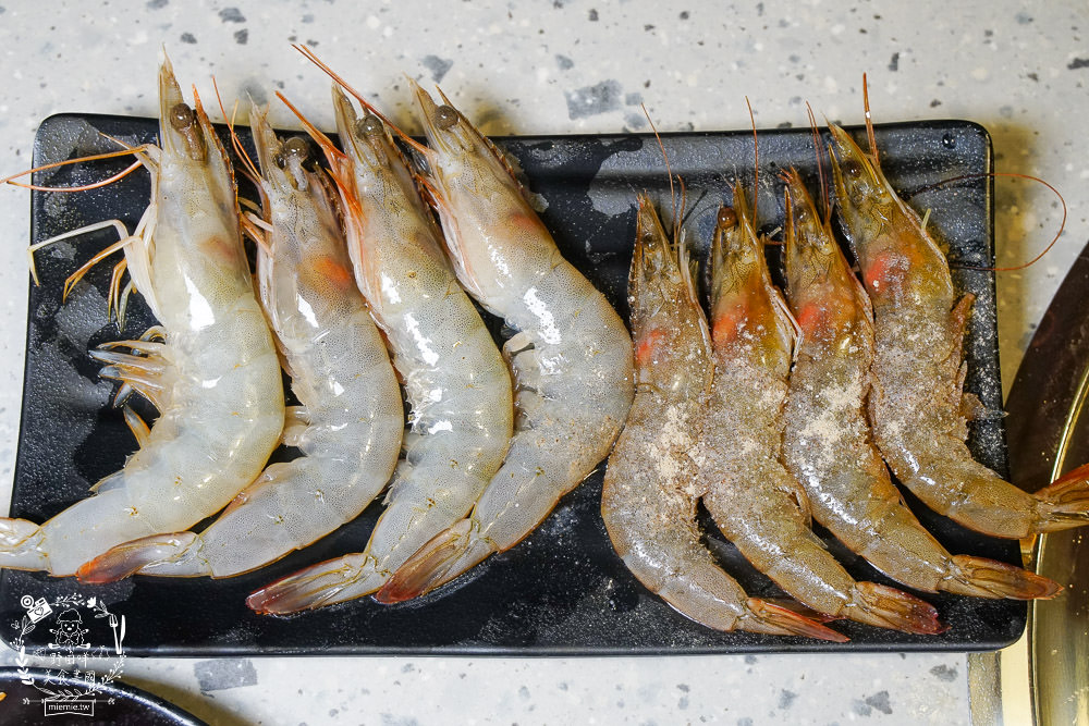 高雄Oh!Yaki燒肉吃到飽/超別緻烤肉店/回訪率極高的吃到飽餐廳/72種食材無限供應 - 第35張圖 高雄Oh!Yaki燒肉吃到飽/超別緻烤肉店/回訪率極高的吃到飽餐廳/72種食材無限供應