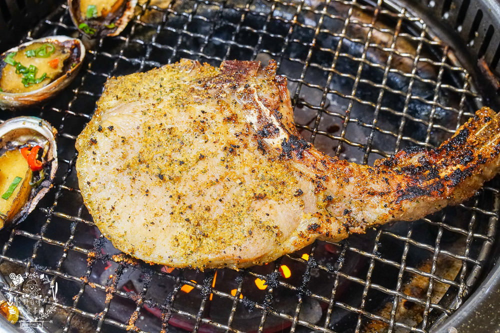 高雄[Oh!Yaki燒肉吃到飽]霸氣升級M9和牛+天使紅蝦+金鑽大蝦痛風爽爽吃⁉️超過21點啤酒無限暢飲⁉️