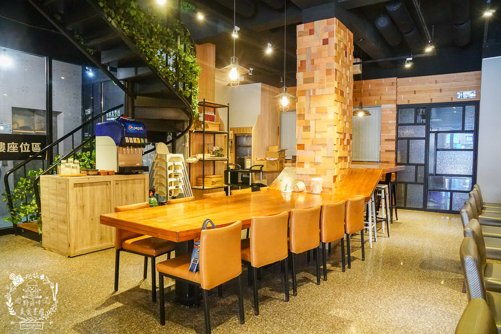 PIZZA一番披薩吃到飽|高雄真材實料的披薩吃到飽!有30種口味的披薩還有超正統提拉米蘇甜點?