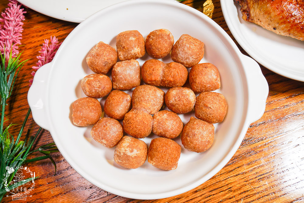 PIZZA一番披薩吃到飽|高雄真材實料的披薩吃到飽!有30種口味的披薩還有超正統提拉米蘇甜點?