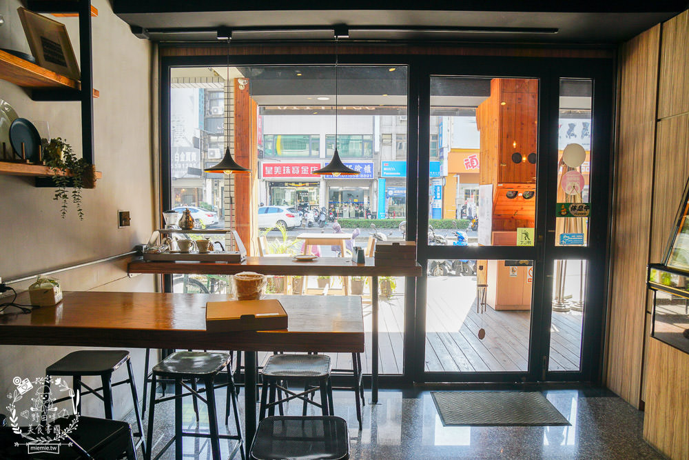 PIZZA一番披薩吃到飽|高雄真材實料的披薩吃到飽!有30種口味的披薩還有超正統提拉米蘇甜點?