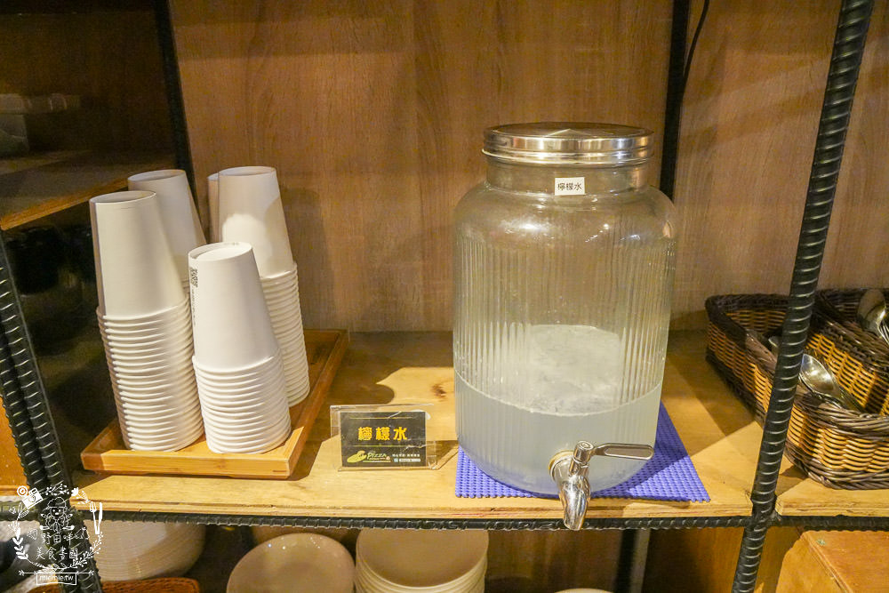 Pizza一番披薩吃到飽|高雄30種口味的超人氣披薩吃到飽!披薩299元買一送一到12/31!新推出焗烤義大利麵超邪惡？