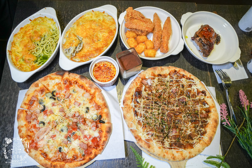 Pizza一番披薩吃到飽|高雄30種口味的超人氣披薩吃到飽!披薩299元買一送一到12/31!新推出焗烤義大利麵超邪惡？