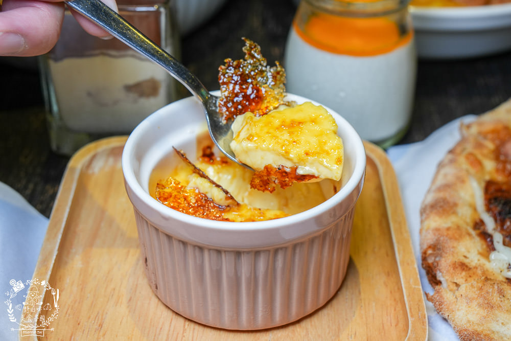 Pizza一番披薩吃到飽|高雄30種口味的超人氣披薩吃到飽!披薩299元買一送一到12/31!新推出焗烤義大利麵超邪惡？