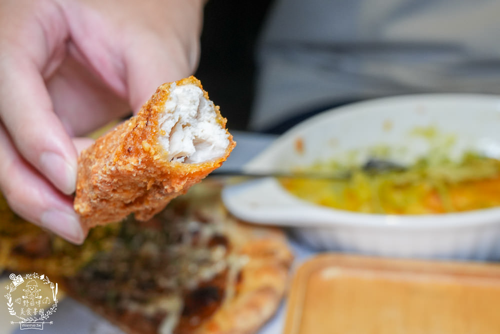 Pizza一番披薩吃到飽|高雄30種口味的超人氣披薩吃到飽!披薩299元買一送一到12/31!新推出焗烤義大利麵超邪惡？